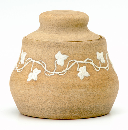 NONCONNAH Covered bisque fired vessel cameo decorated with a wreath
