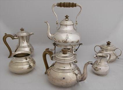 ENGLISH SILVER SIX PIECE TEA AND COFFEE SERVICE Maker s
