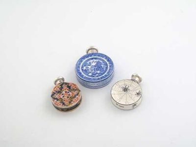 A Victorian mounted porcelain scent bottle or flask the body