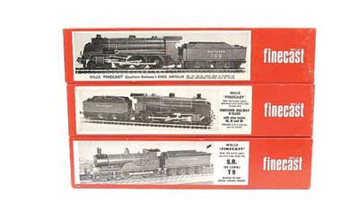OO Gauge Wills Finecast a trio of unbuilt part built