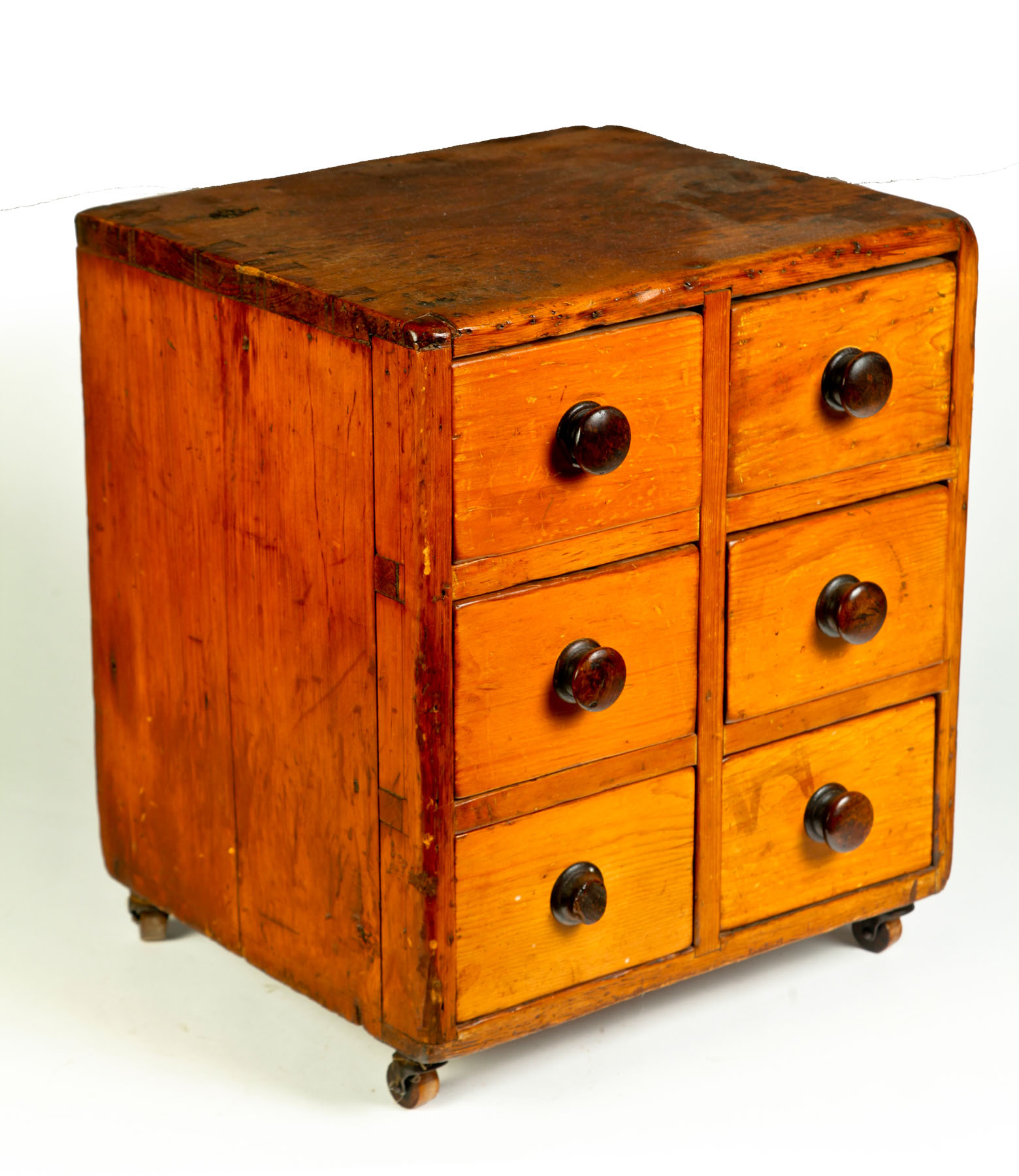 CASE OF DRAWERS American mid 19th century pine Mellow finish