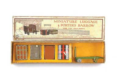 Hornby O Gauge Railway accessories miniature luggage and porter barrow