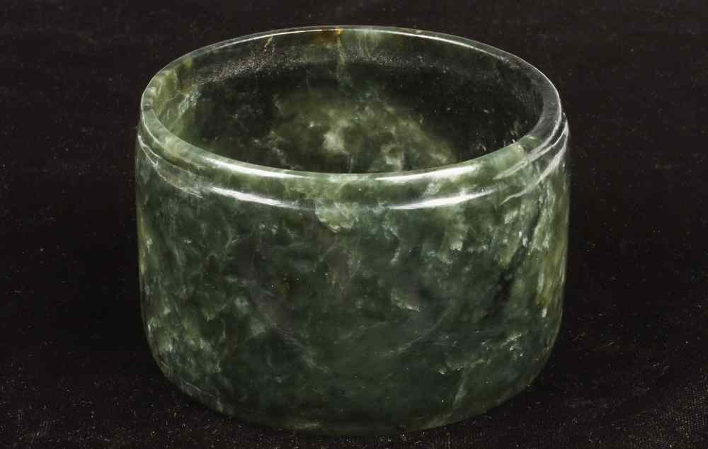 CHINESE JADE ARMLET Shang Dynasty Jade Funereal Armlet in Green