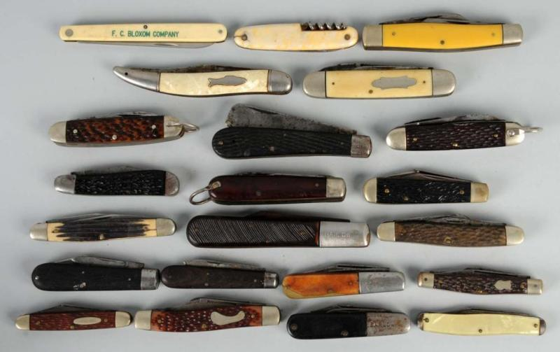 Lot of 22 Knife Patterns Description One to four blade