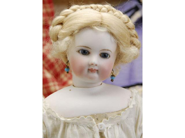 Jumeau Fashion Lady with Wood Body and Wardrobe France ca