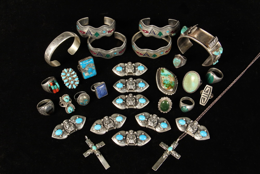 NATIVE AMERICAN JEWELRY Collection of 30 Pieces of Silver Native