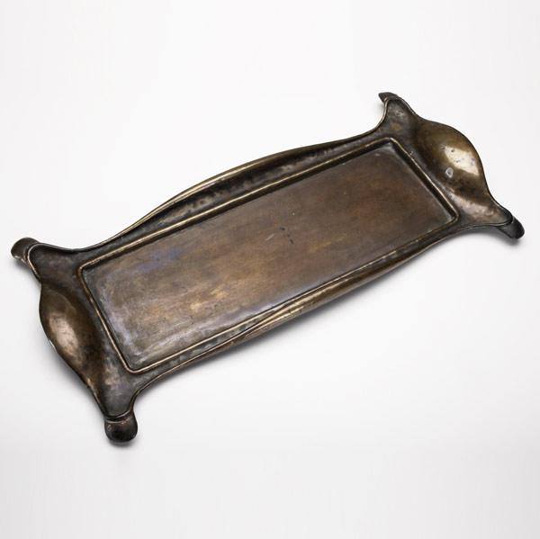 BENEDICTHammered copper rectangular charger Unsigned22 x 11 1 2