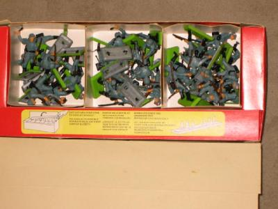 A Britains Detail Collection of German Infantry No 7350 thirty