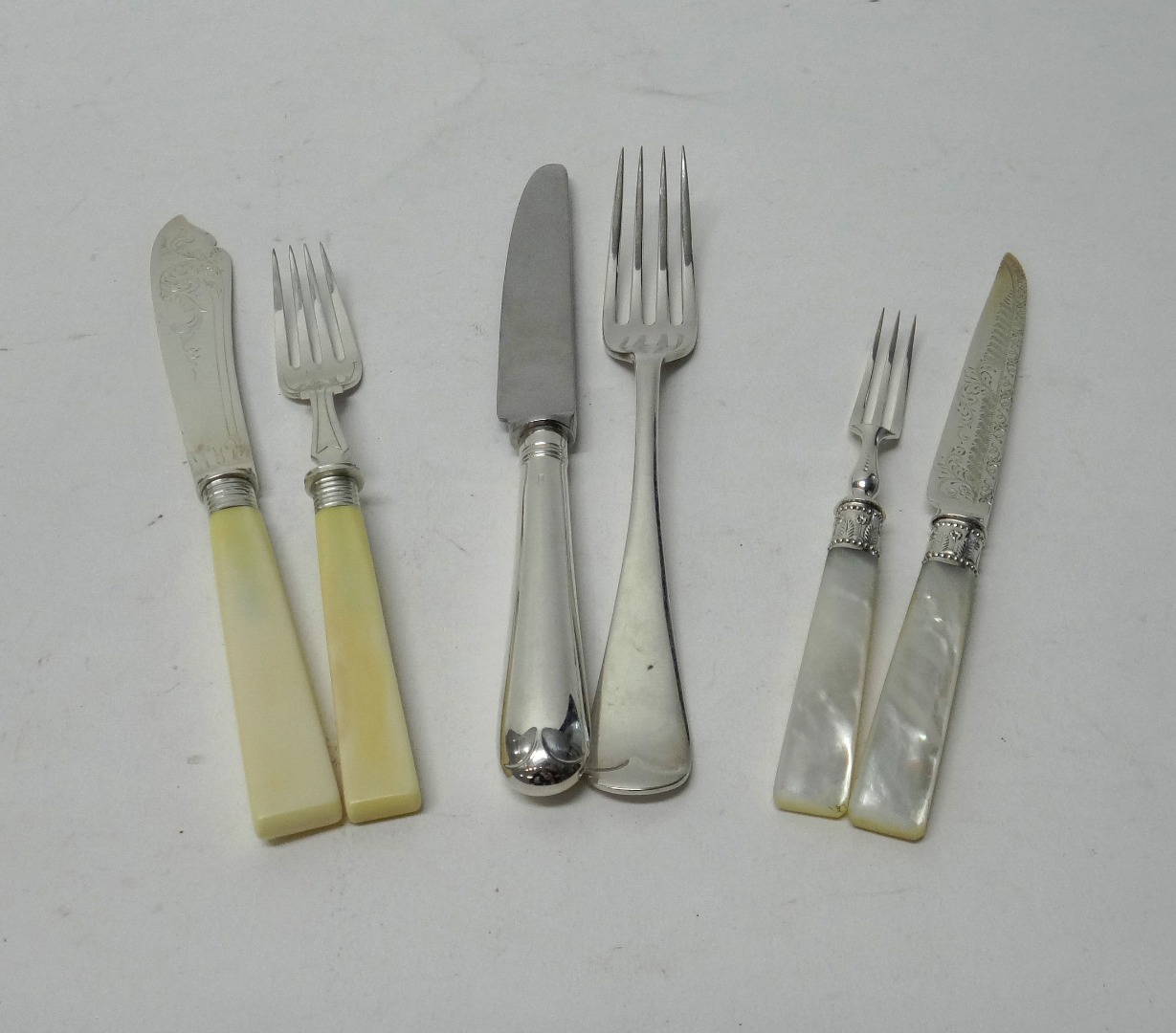 A silver Old English pattern canteen of table flatware for