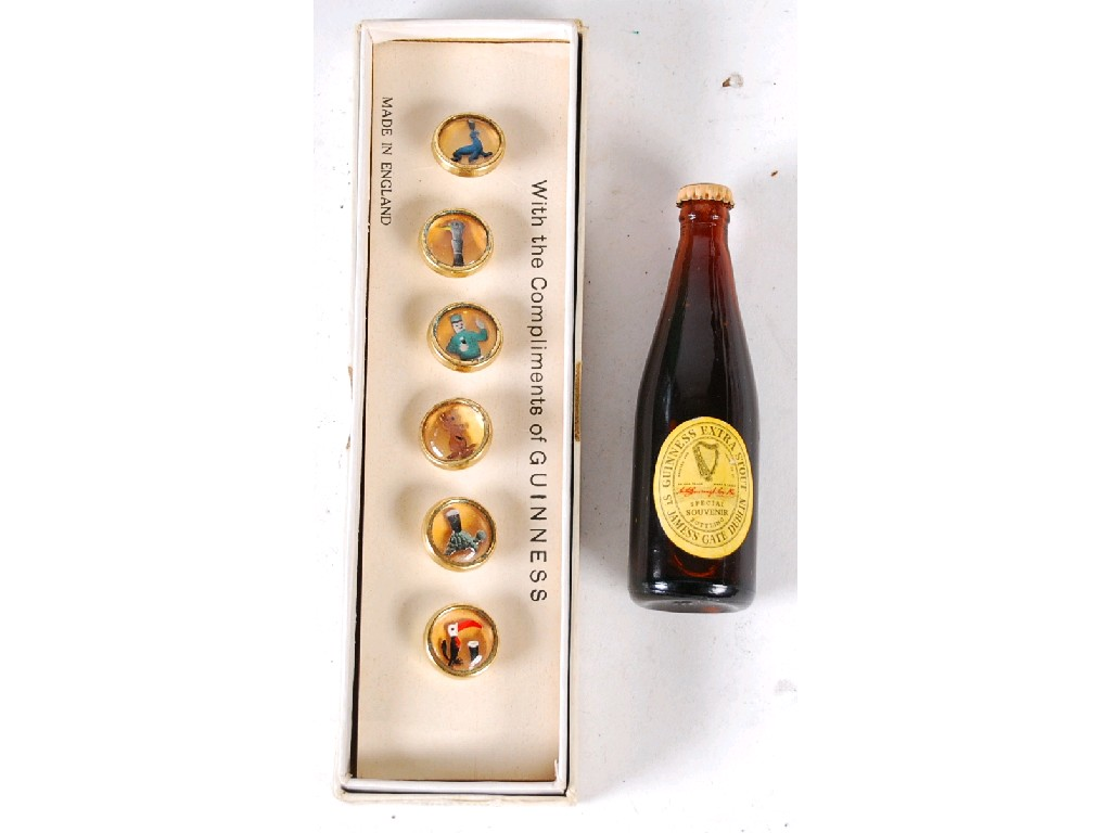 BOXED SET OF SIX GUINESS GILT METAL WAISTCOAT BUTTONS each