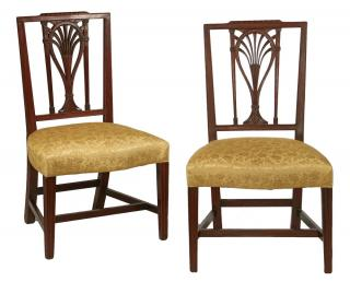 IMPORTANT PAIR OF PHILADELPHIA SIDECHAIRS Mahogany Hepplewhite Chairs having rectangular