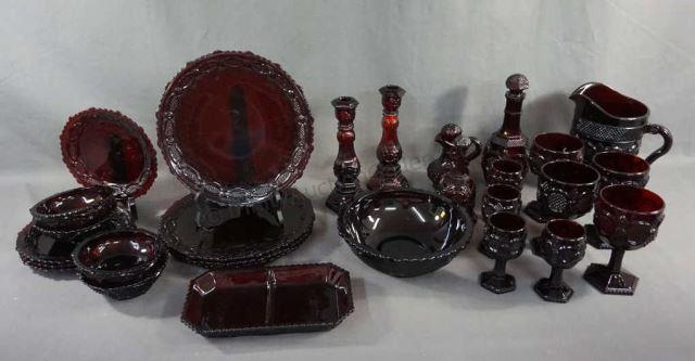Produced by Avon 1975 1992 pattern 1876 The collection is