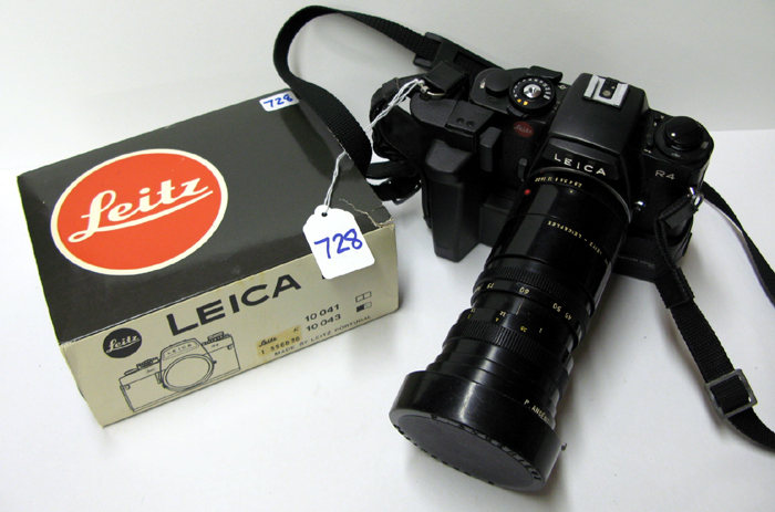 LEICA R 4 SINGLE LENS REFLEX CAMERA black with leather