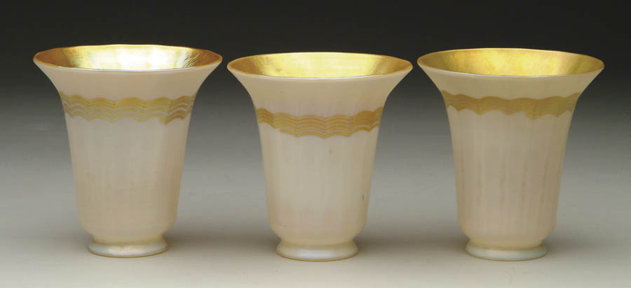 THREE QUEZAL SHADES Wonderful set of Quezal shades have cream