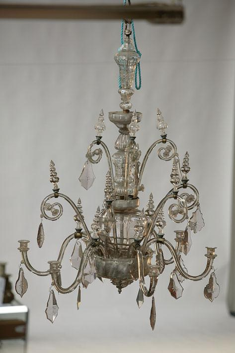 A FINE NORTH EUROPEAN CLEAR GLASS CHANDELIER with an elaborate