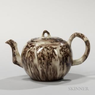 Brown Tortoiseshell glazed Cream colored Earthenware Teapot and Cover England