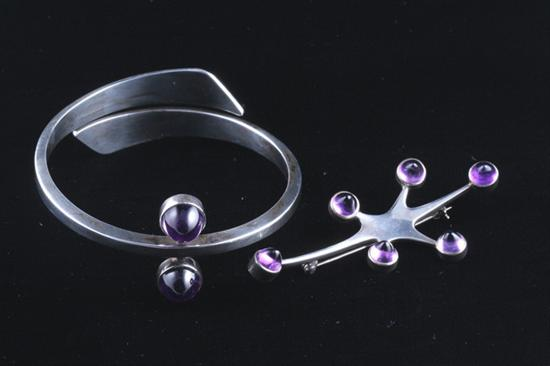 HANS HANSEN DANISH STERLING SILVER AND AMETHYST ROUND BANGLE BRACELET