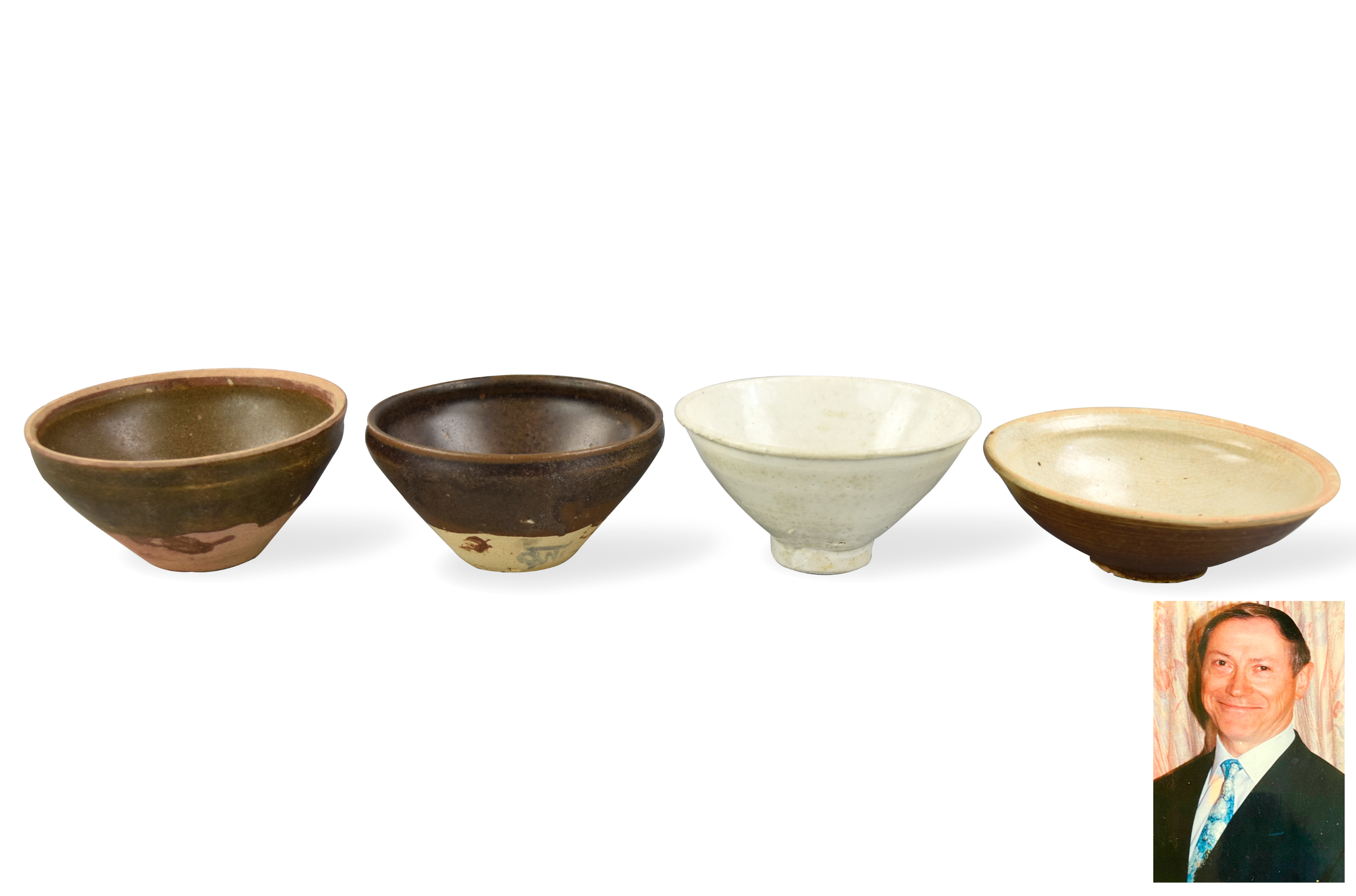 Chinese Song Dynasty three bowls potted with deep rounded sides
