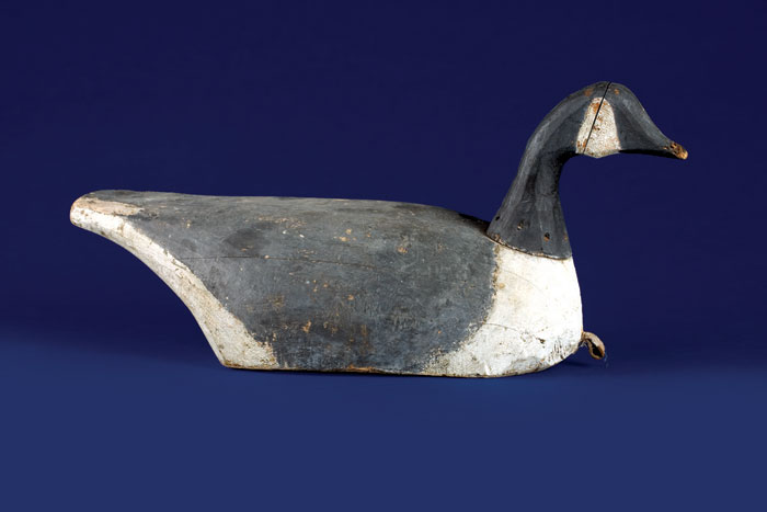 CARVED CANADA GOOSE DECOY NEW BRUNSWICK The carved wooden body