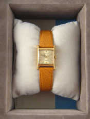 A Jaeger le Coultre lady s 18ct watch in presentation