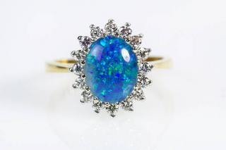 Opal triplet diamond yellow and white gold ring Opal triplet