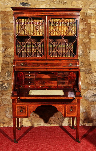 A GEORGE III MAHOGANY AND SATINWOOD INLAY CYLINDER BUREAU BOOKCASE