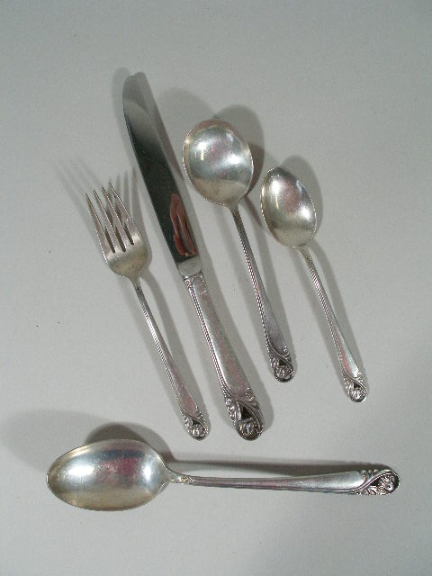 Silver Flatware Spring Glory by International 32 pieces including 10