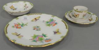 Large group of Herend Queen Victoria china including dinner plates