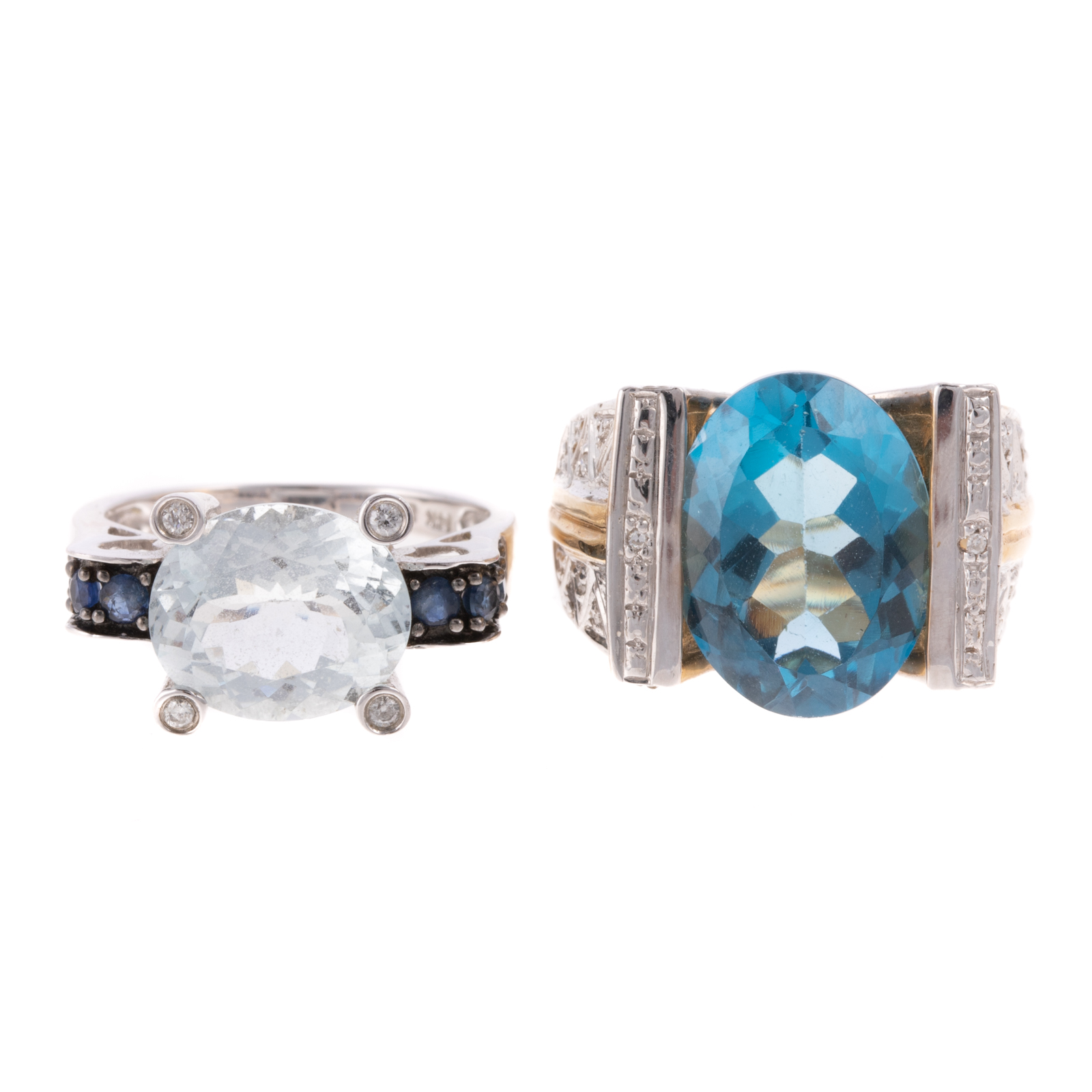 AN AQUAMARINE RING BLUE TOPAZ RING IN 14K 1 14K
