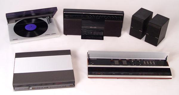 6 PIECE COLLECTION OF BANG OLUFSEN COMPONENTS Includes 1 Beomaster