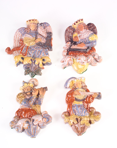 MORAVIAN Four musician brocades organ loss of ribbon on right