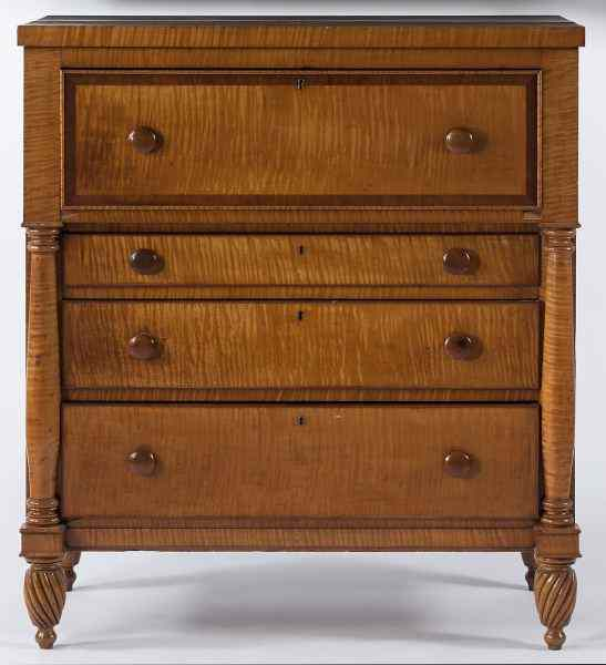 PA Tiger Maple Chest of Drawersmid 19th century highly figured
