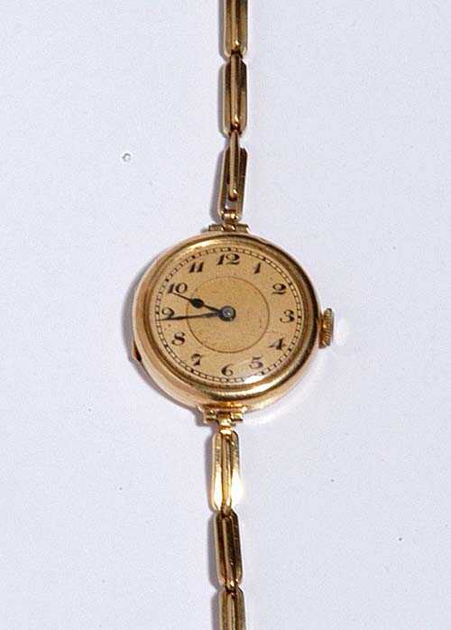 Montre dame en or