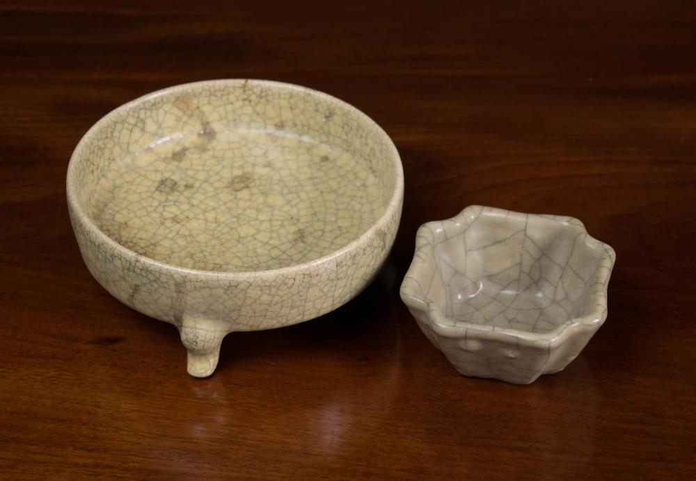 TWO CHINESE GE WARE BOWLS including a footed circular bowl