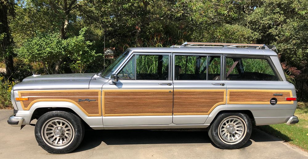 Wagonmaster 1989 Jeep Grand Wagoneer Wagonmaster 1989 Jeep Grand Wagoneer