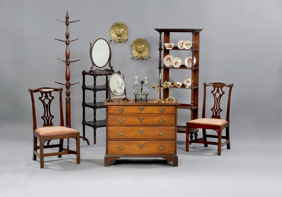ENGLISH REGENCY MAHOGANY FIVE TIER ETAGERE WITH BULBOUS TURNED COLUMNS
