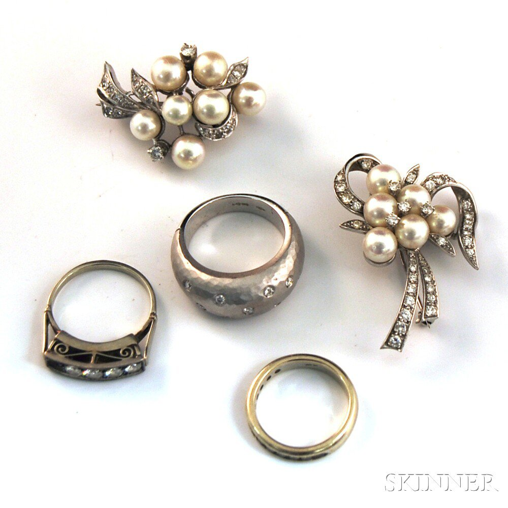 Five Pieces of White Gold Pearl and Diamond Jewelry two