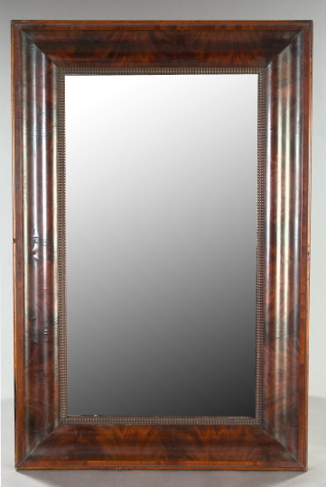 Good American Classical Richly Figured Mahogany Looking Glass second quarter