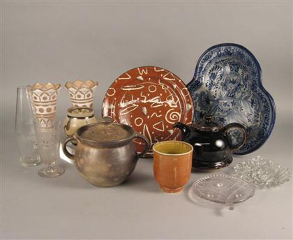 Assorted 20th century American pottery Comprising of a large lidded