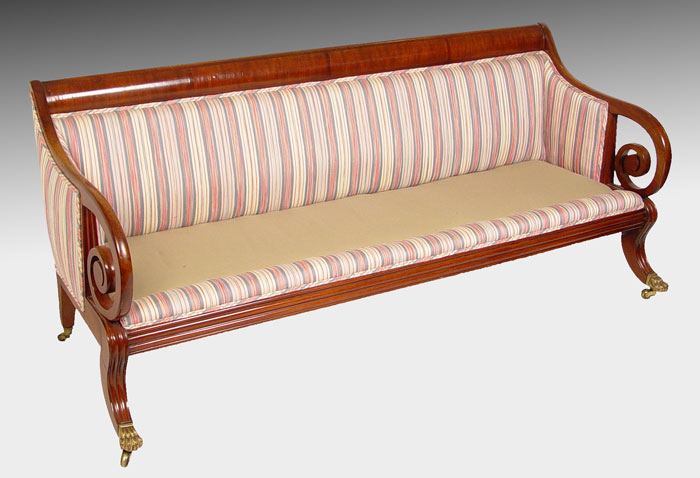 FEDERAL PERIOD MAHOGANY NEW YORK SOFA Ca 1825 Ogee top