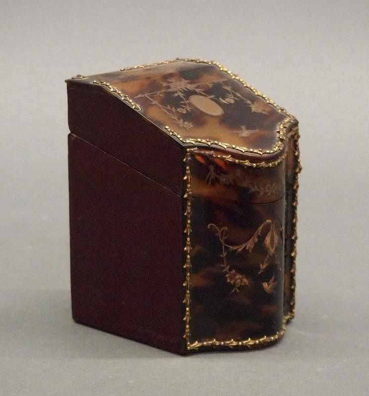 Victorian Tortoise box A late 19th century Victorian Tortoise box