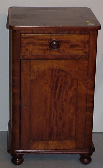 Victorian walnut bedside cabinet rectangular top with rounded corners over