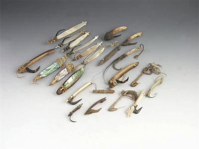 A small collection of Oceanic fish hooks formed in mother