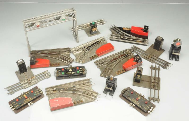 Includes one signal bridge which is missing the controller the