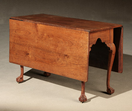 Chippendale Walnut Drop Leaf Table Pennsylvania 1760 1780 Top reset