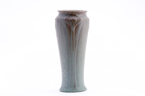 VAN BRIGGLE Vase of brown clay embossed with peacock feathers