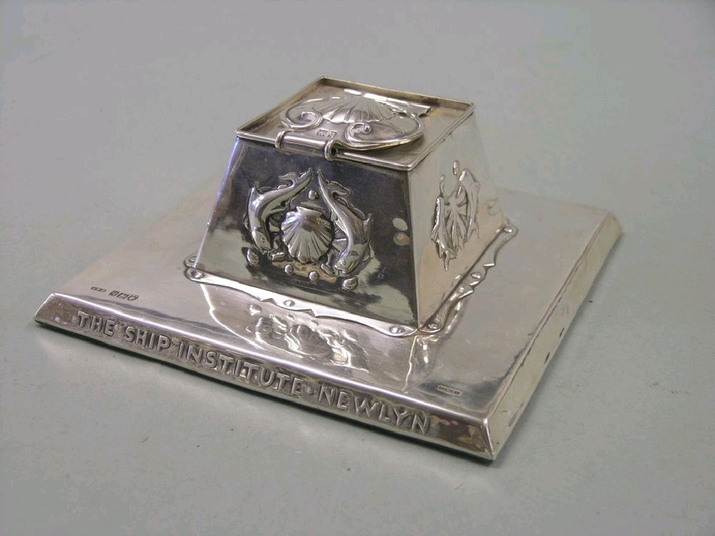 A Newlyn silver inkwell by Reginald T Dick square shape