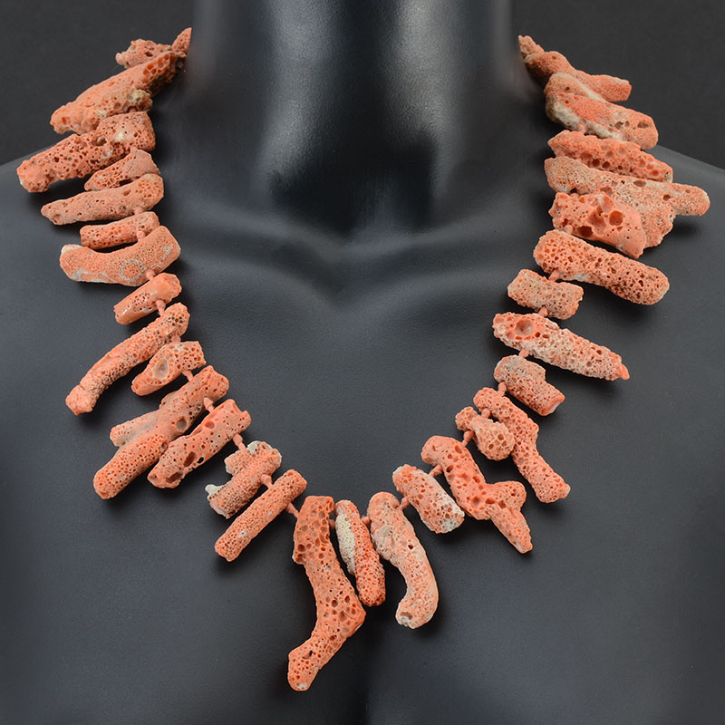 ORGANIC NATURAL SPONGE CORAL NECKLACE 22 necklace is made up