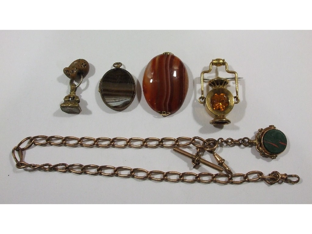 Lot comprising a curb link Albert chain two pieces of