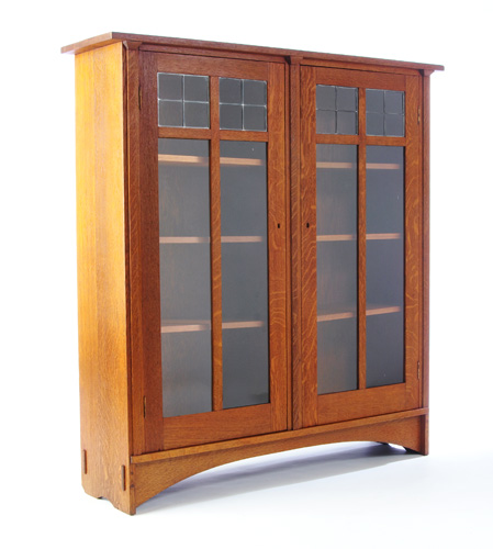 GUSTAV STICKLEY Harvey Ellis designed two door bookcase with leaded